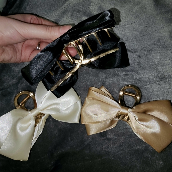 Set of 3 Big Bow Claw Clips - Picture 3 of 5
